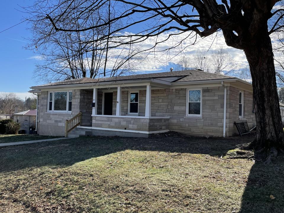 921 Chestnut Ave, Frankfort, KY 40601 20 Photos MLS