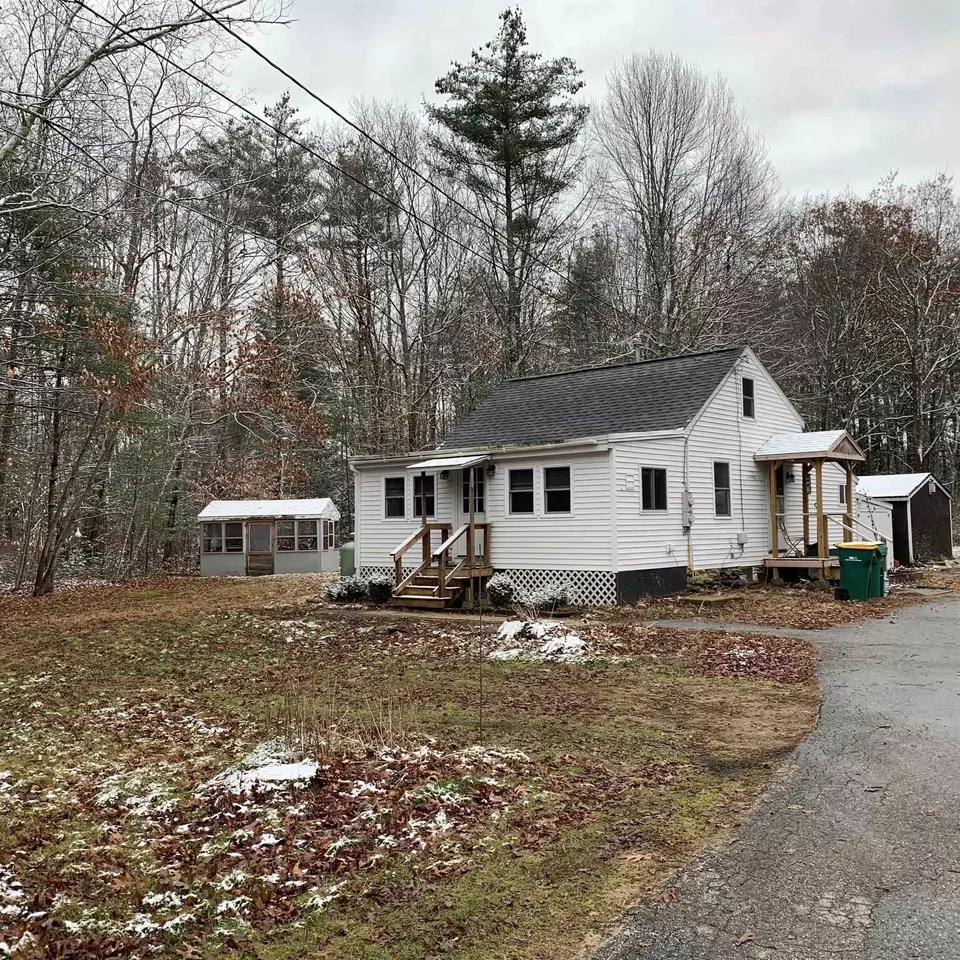 104 Oak St, Rochester, NH 03839 17 Photos Movoto