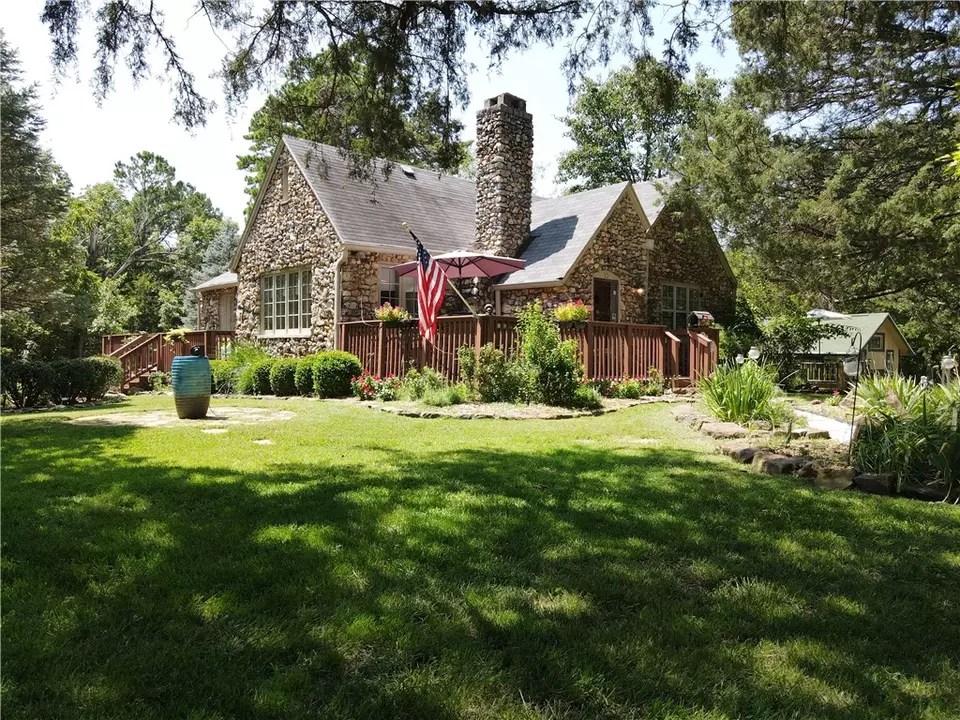 10 Eugenia St, Eureka Springs, AR 72632 49 Photos Movoto