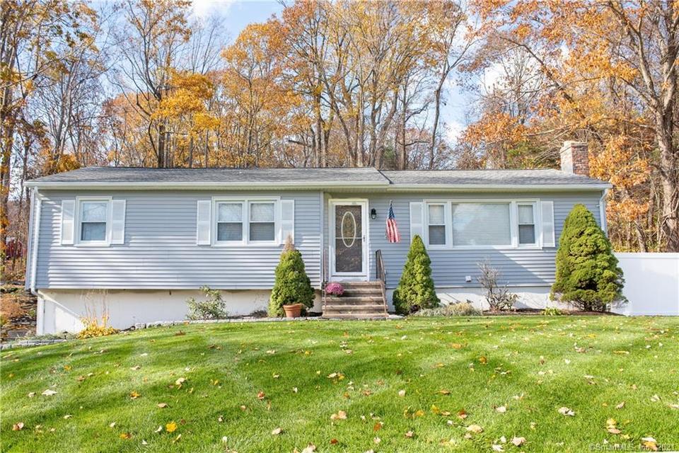 62 Far Horizons Dr, Shelton, CT 06484 35 Photos MLS 170452203 Movoto