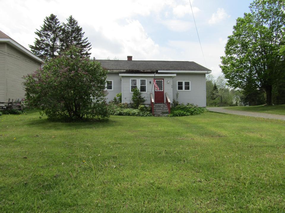 397 Main St, Grand Isle, ME 04746 16 Photos MLS 1493593 Movoto