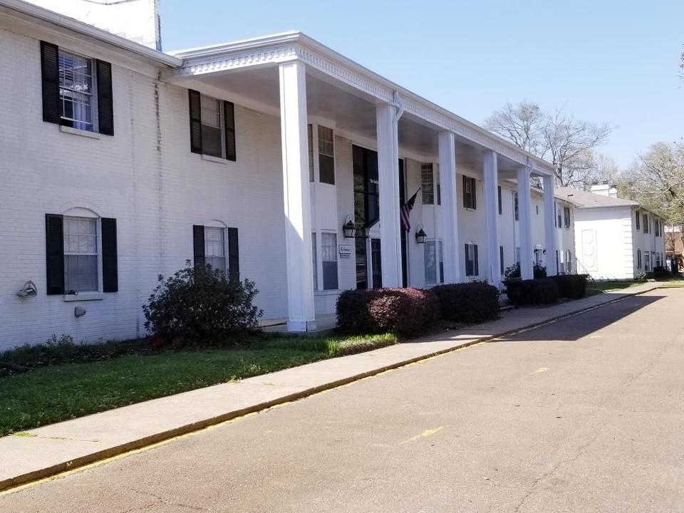 5025 Wayneland Dr B1, Jackson, MS 39211 33 Photos MLS 343528 Movoto