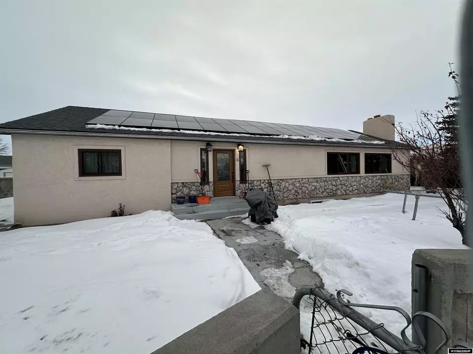 16 Gomer St, Kemmerer, WY 83101 Movoto