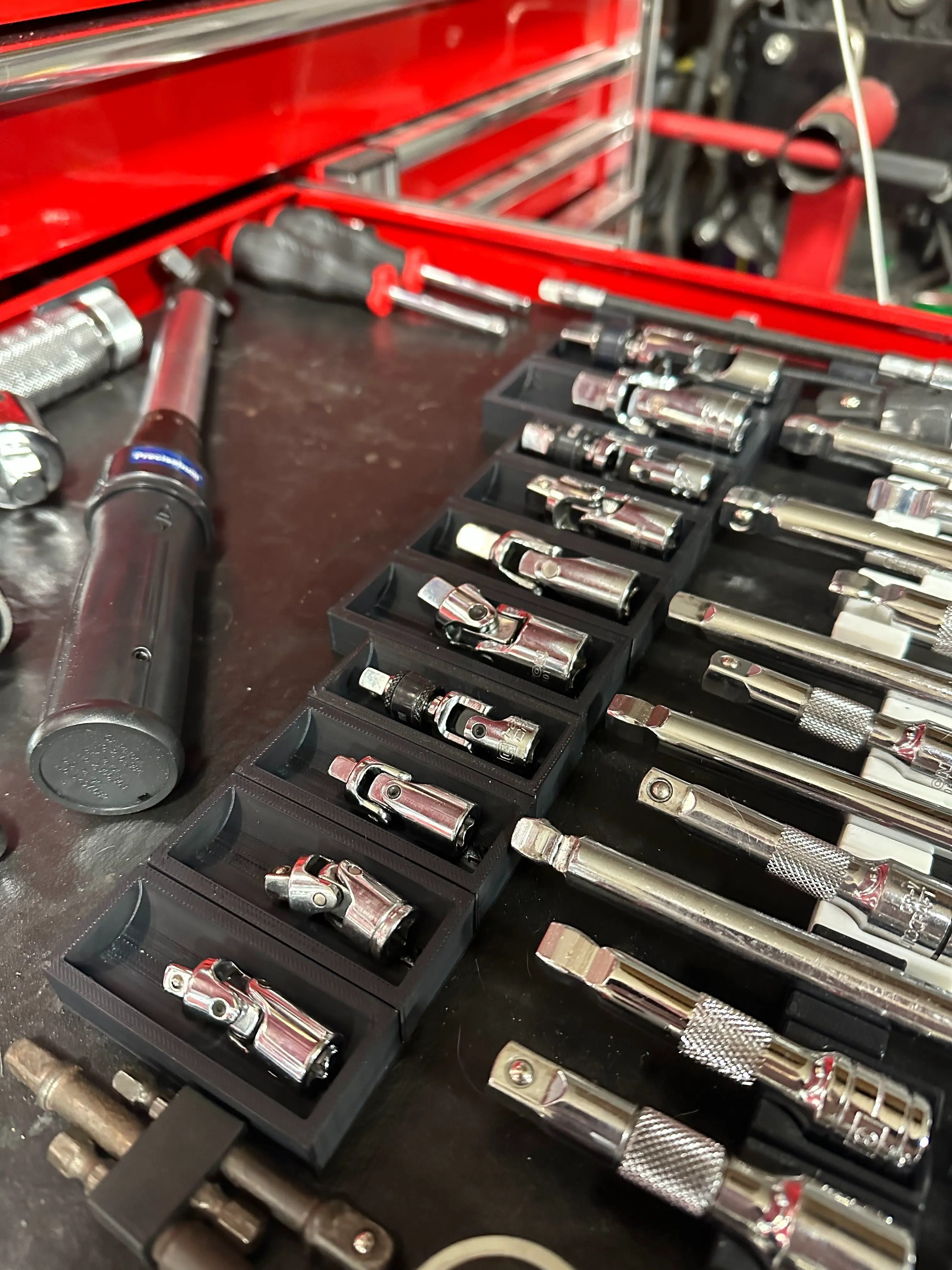 Toolbox Swivel (UJoint) Holders w/ 3D models download