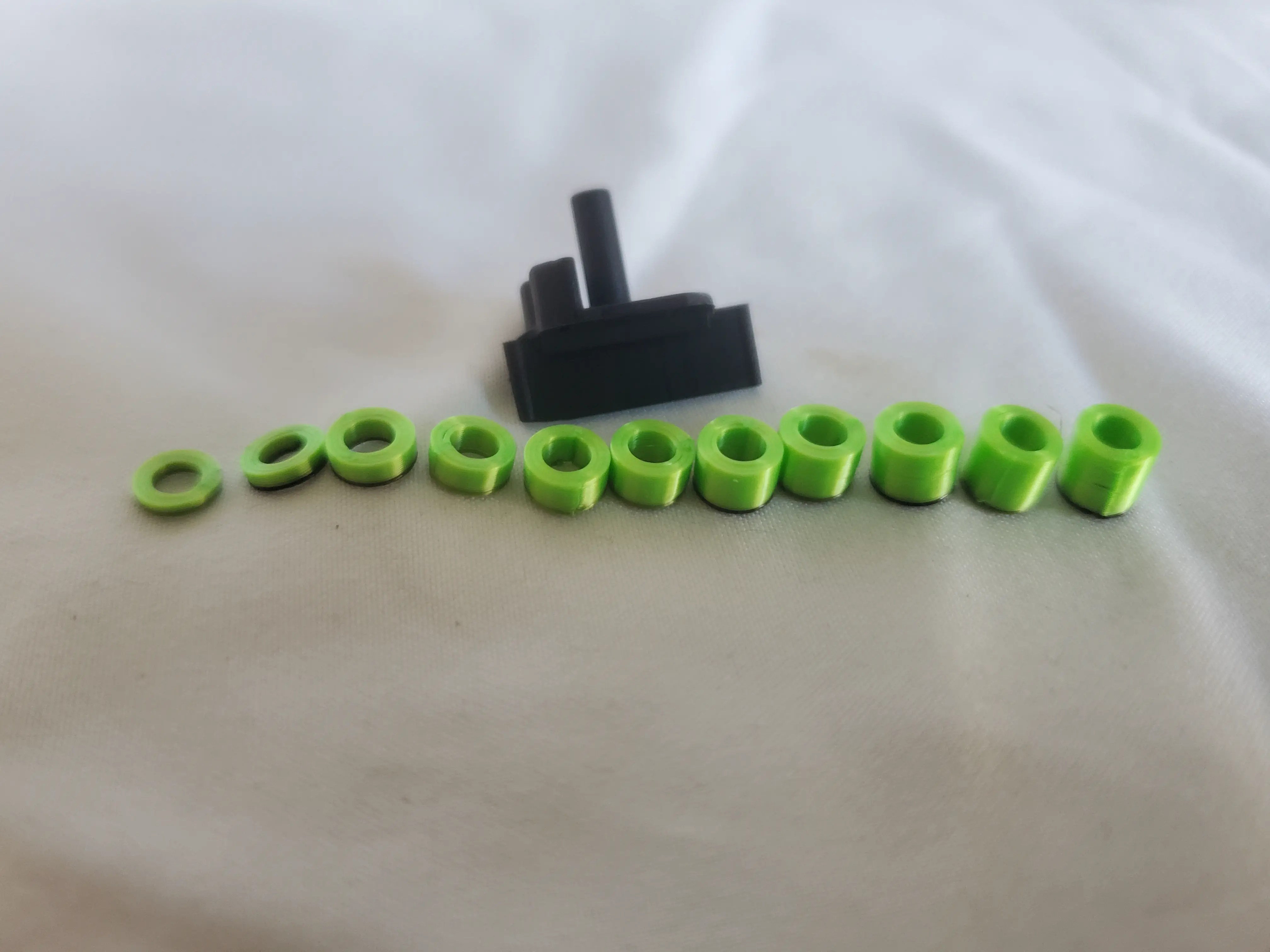 1/32 slot car guide washers/spacers 3D models download Creality Cloud