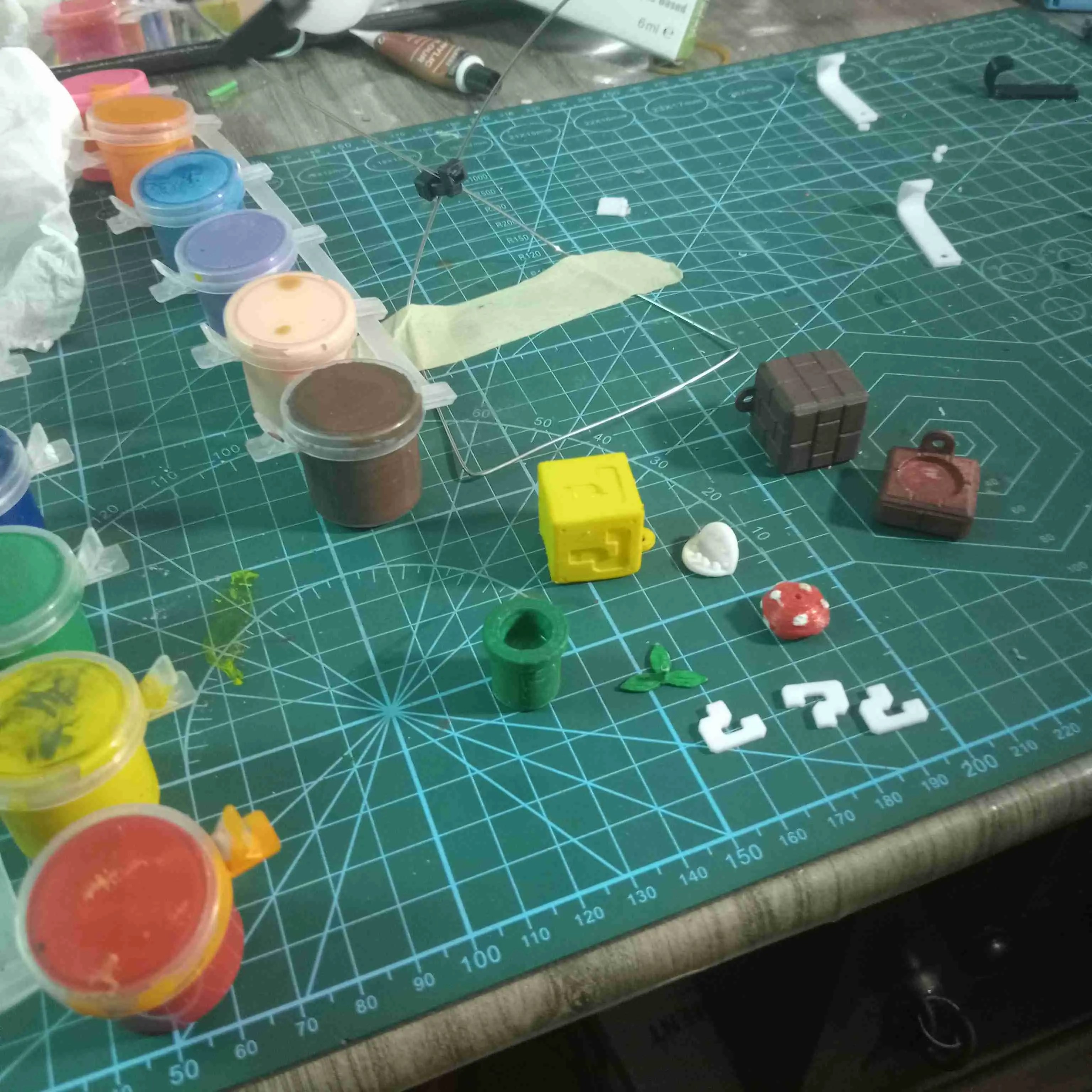 Super Mario Bross Wall Hook Theme 3D models download Creality Cloud