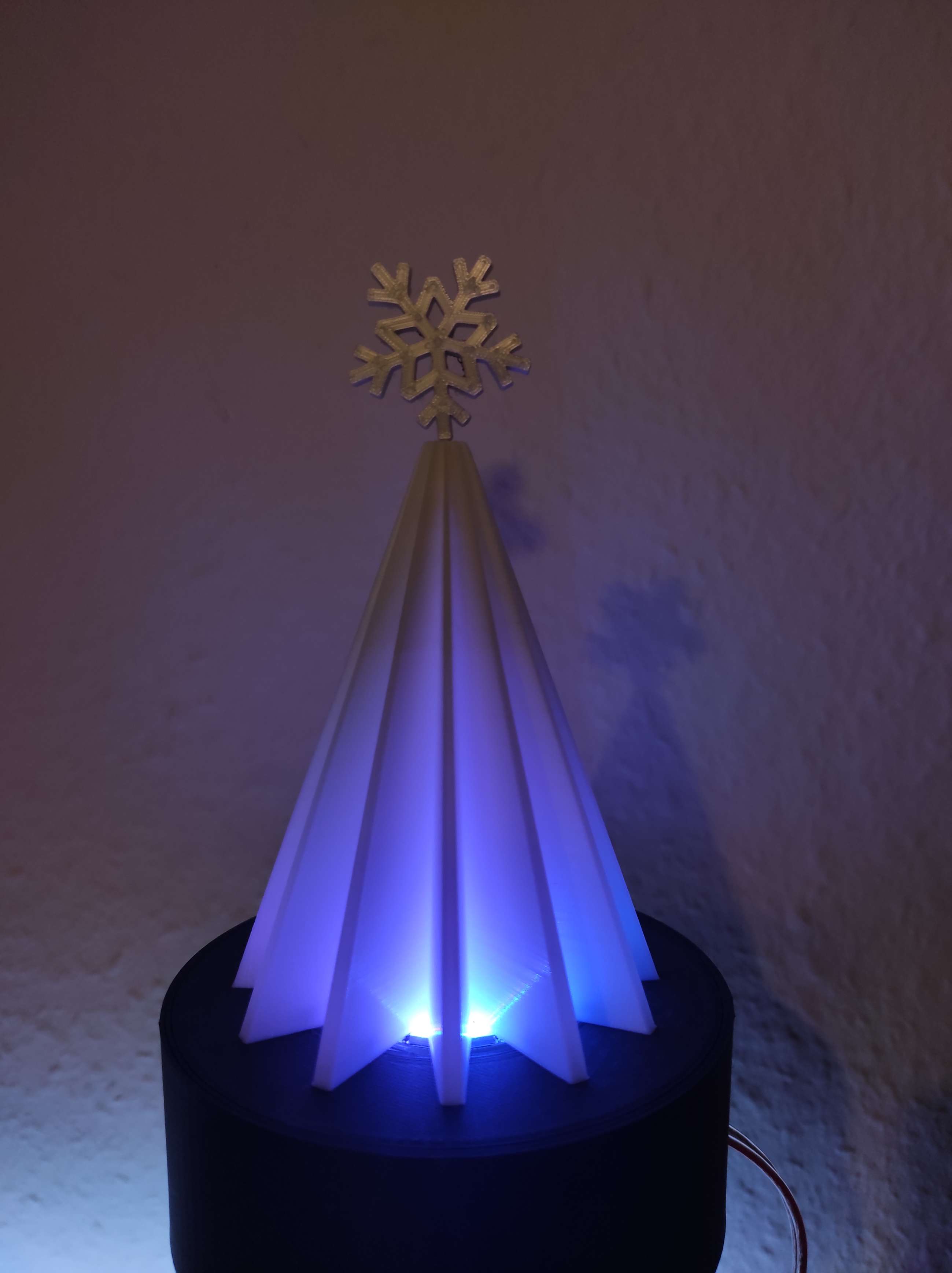 RGB Christmas Light! Wifi controlled and fully DIY! Xmas 3D models