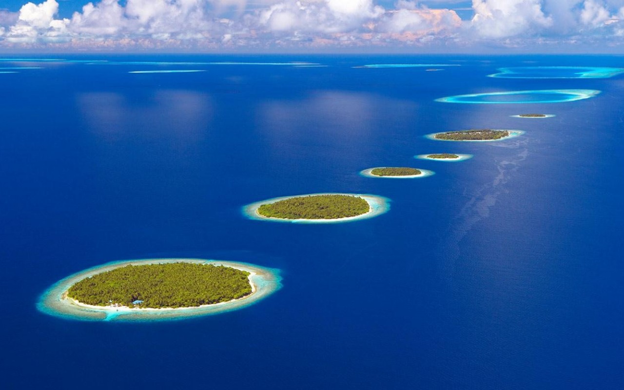 clouds_maldives_islands_bing_sea Image Abyss