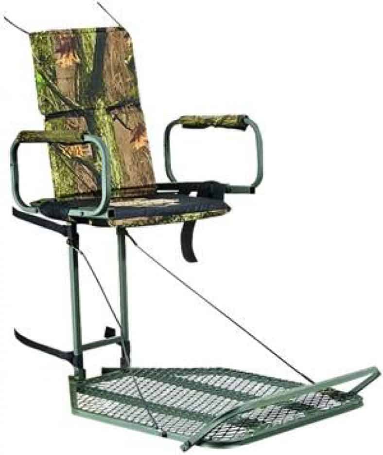 Best Ladder Stands For Bow Hunting 2020 [Reviews & Guides]