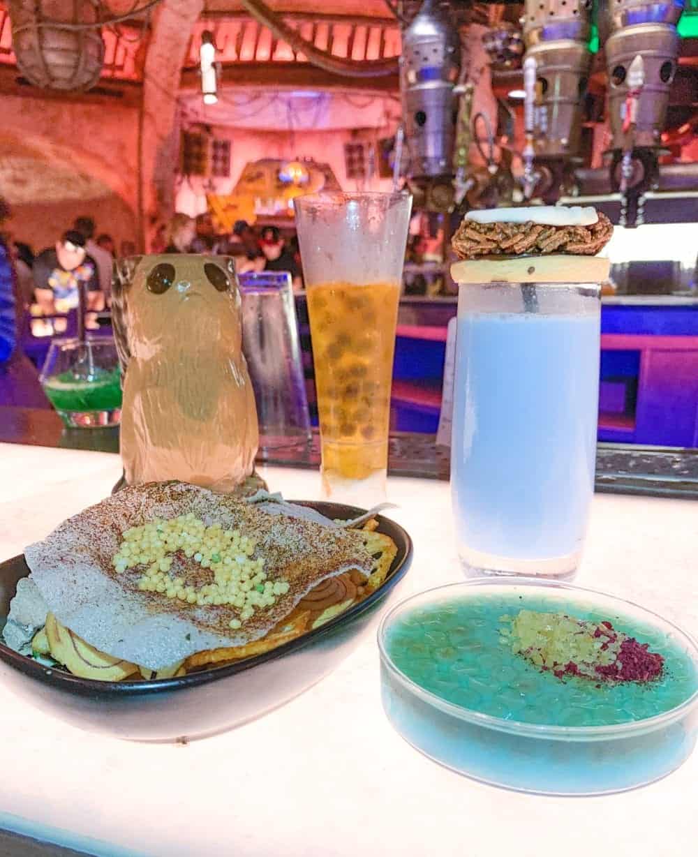 Tips When Visiting Oga's Cantina Galaxy's Edge Picky Palate