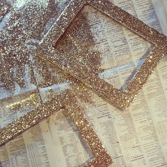 Easy Clean Up Glitter Crafts • Picky Stitch