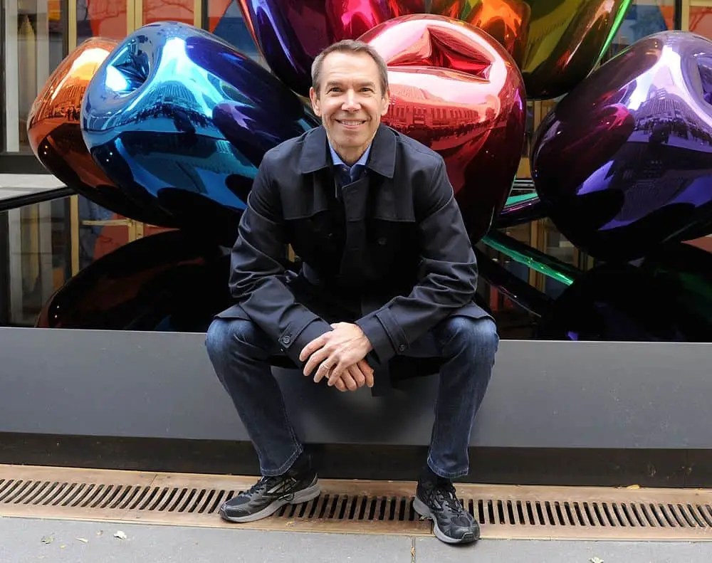 Top 10 Most Famous Artists Today 2021 (ArtWorks) PickyTop