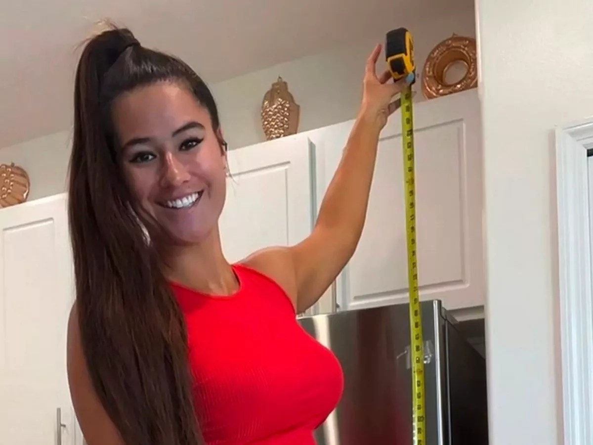 How Tall is Marie Temara? Unveiling the Height of TikTok’s Tallest Family(04)