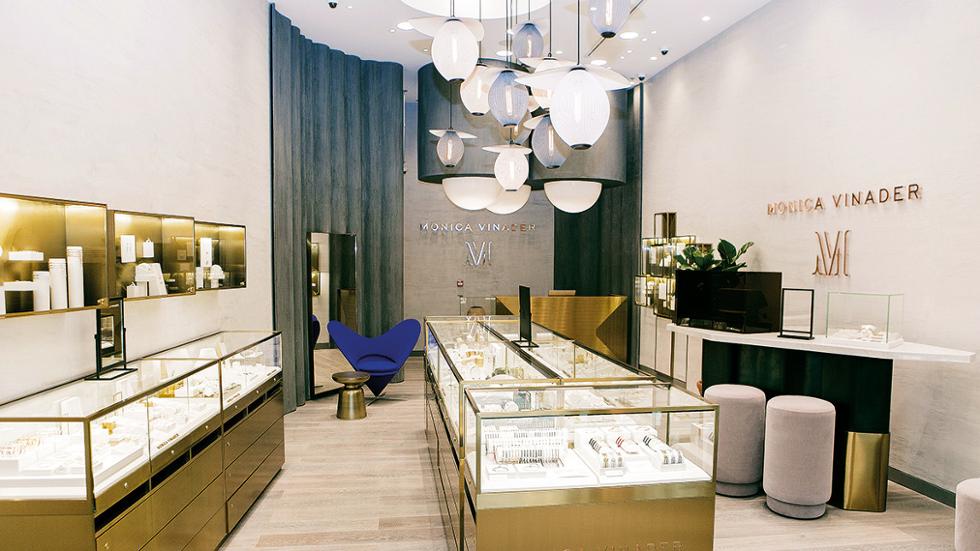 Monica Vinader, Dubai Paramount International Contracting PIC LLC