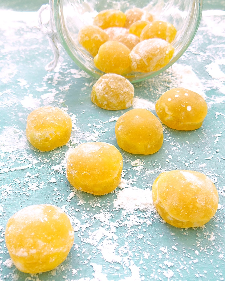 Lemon drops (Sherbet lemon in Harry Potter) Picnic on a Broom