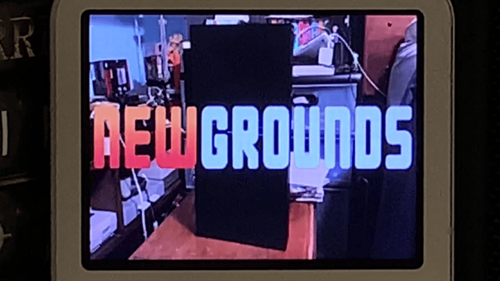 iPod Video [Newgrounds TV Bumper]