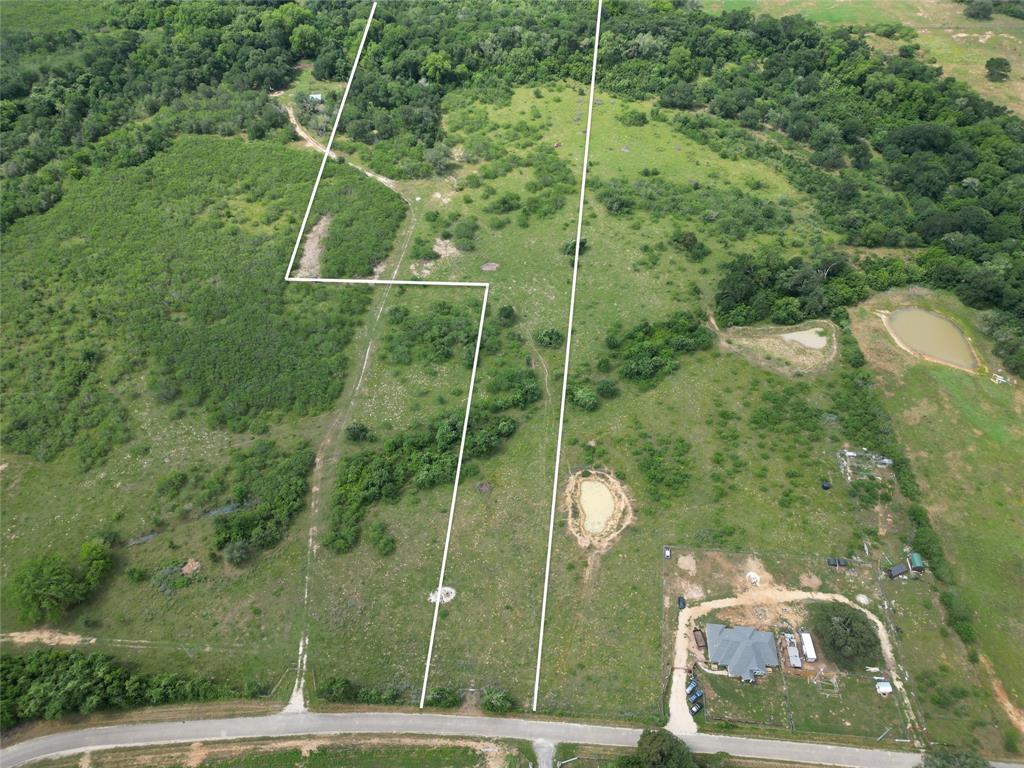 285 Watterson School Rd, Red Rock, TX 78662