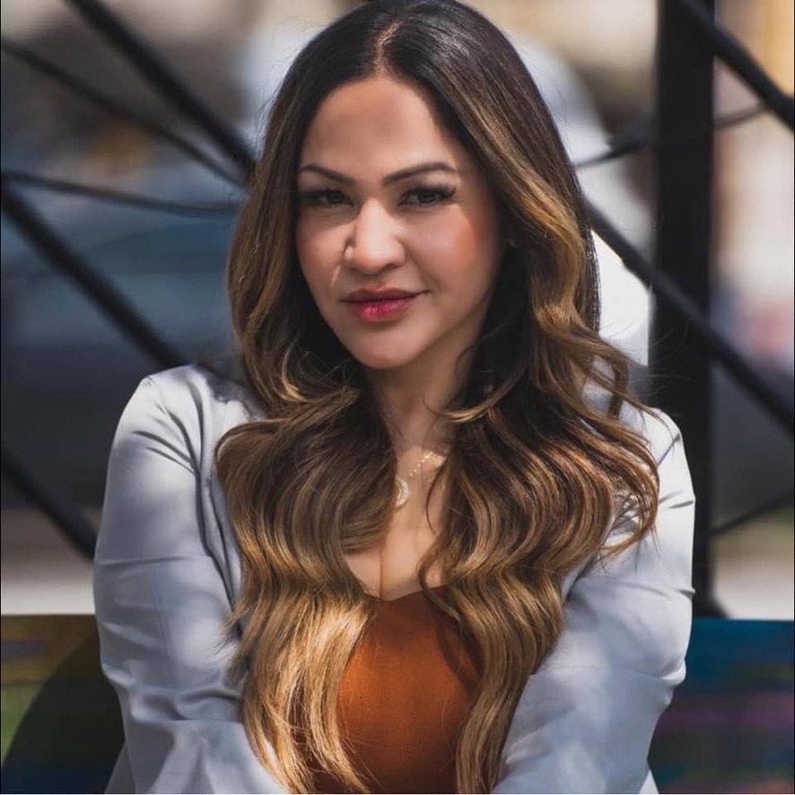 Elizabeth Salinas Real Estate Agent and REALTOR