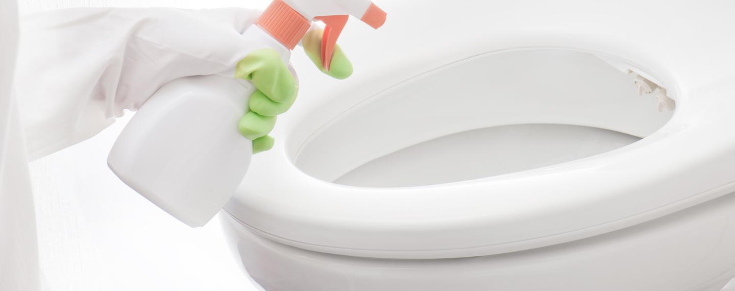 How to Kill and Prevent Bathroom Mold