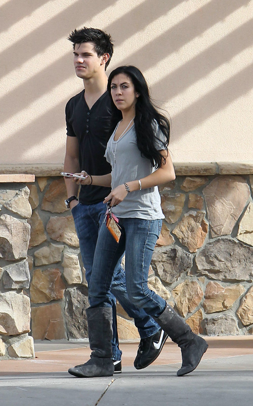 Taylor & his reported GF Sara Hicks! R.I.P gay rumors you wont be(03)