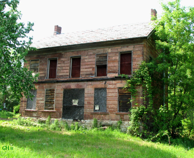 Striped stone house in Hermon, NY rural_ruin — LiveJournal