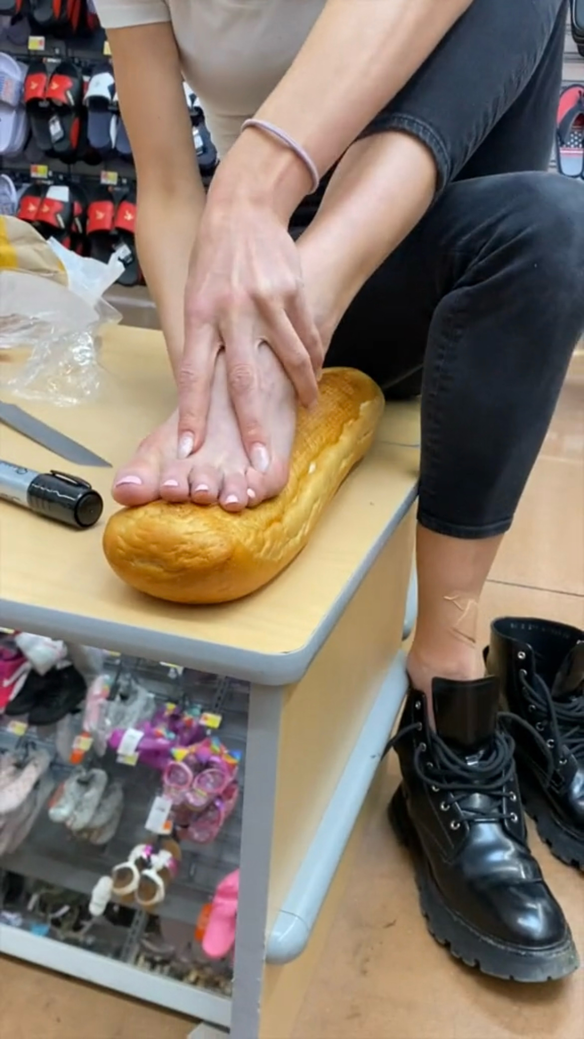 Anna Rothfuss's feet