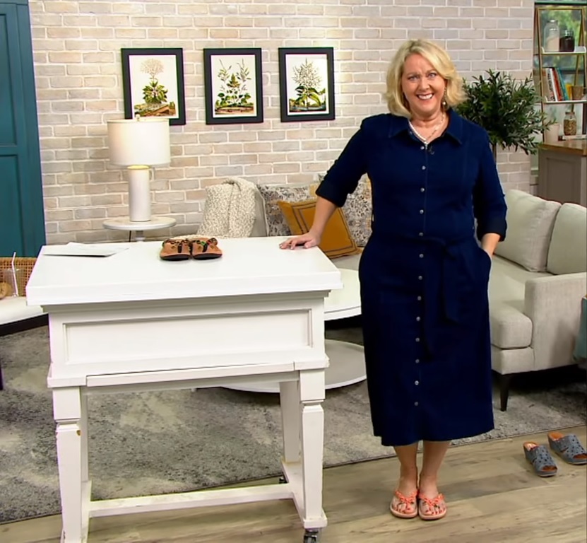 Mary Beth Roe's feet