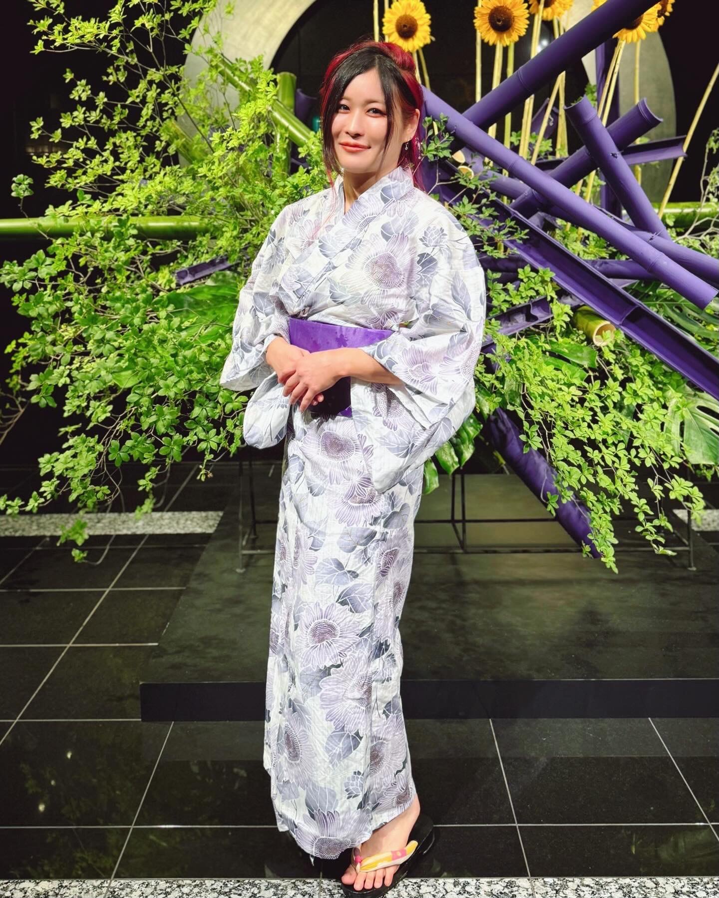 Masami Odate's feet