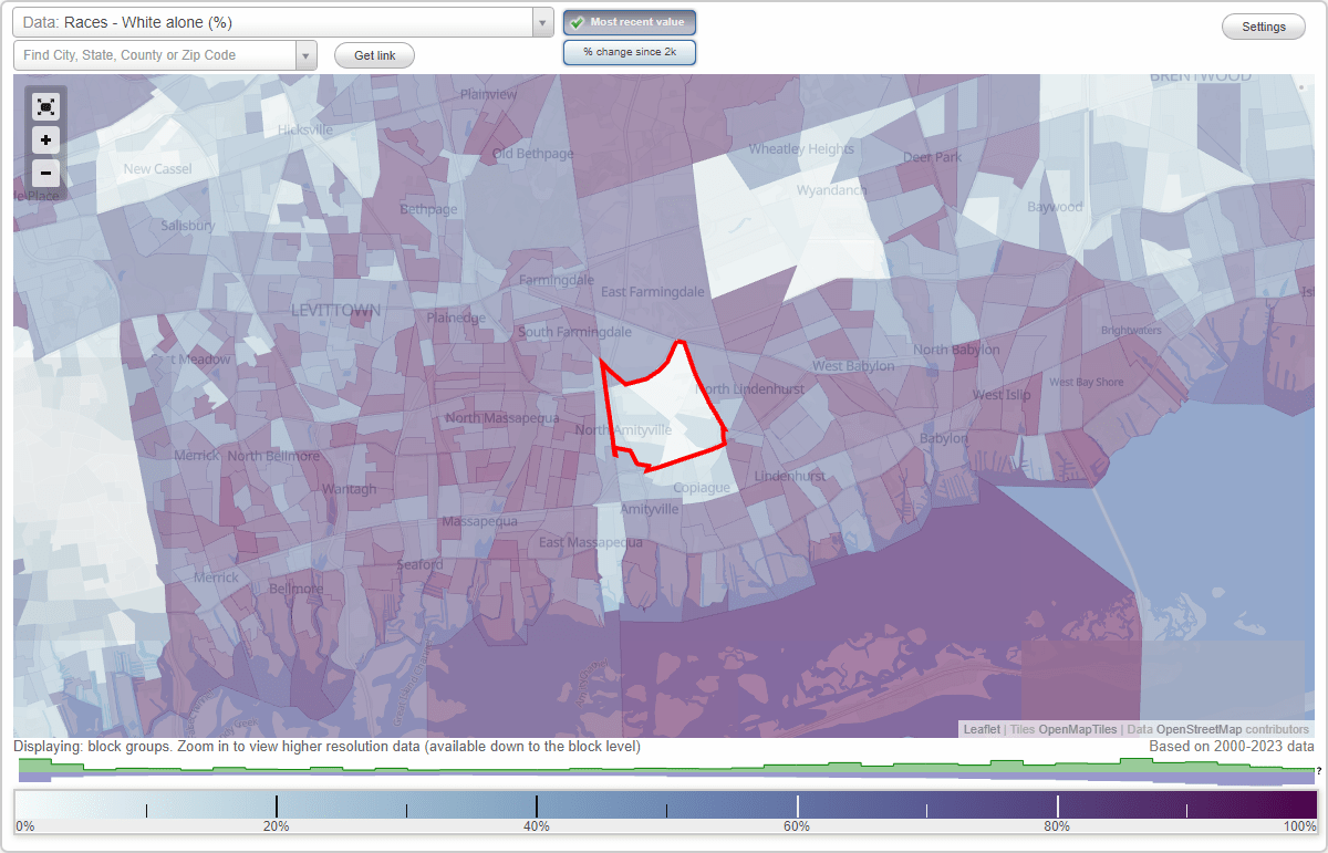 Races in North Amityville, New York (NY) White, Black, Hispanic, Asian