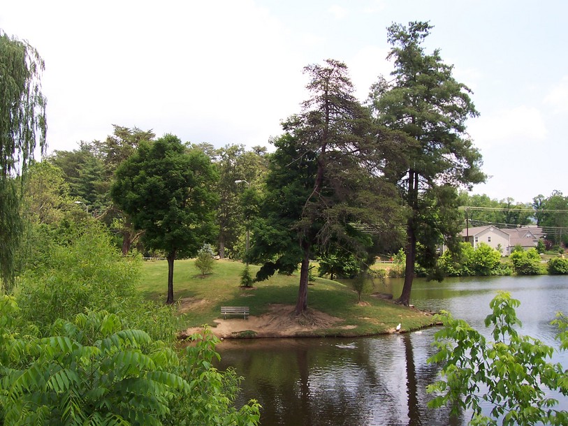 Weaverville, NC Lake Louise park photo, picture, image (North