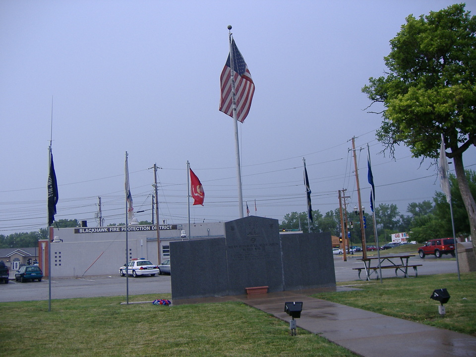 Milan, IL Veteran's memorial Milan photo, picture, image (Illinois) at