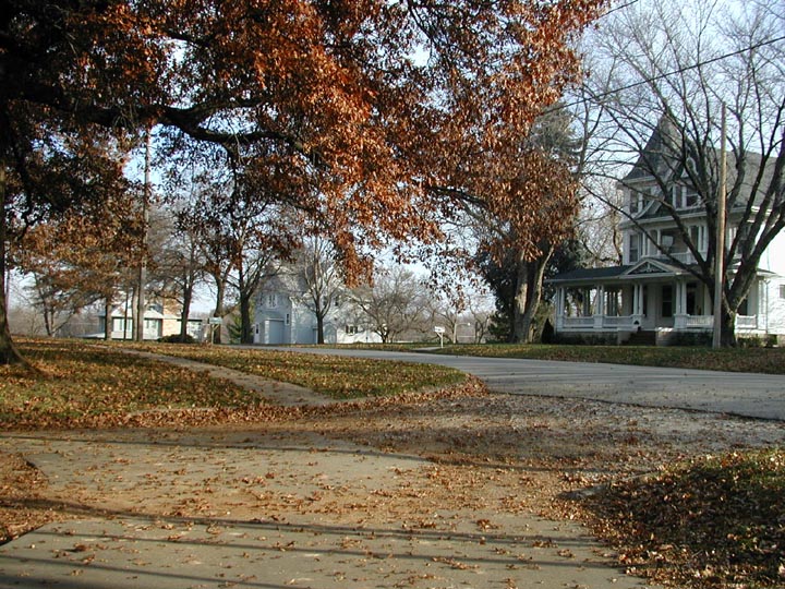 Shenandoah, IA Beautiful SmallTown Neighborhood photo, picture