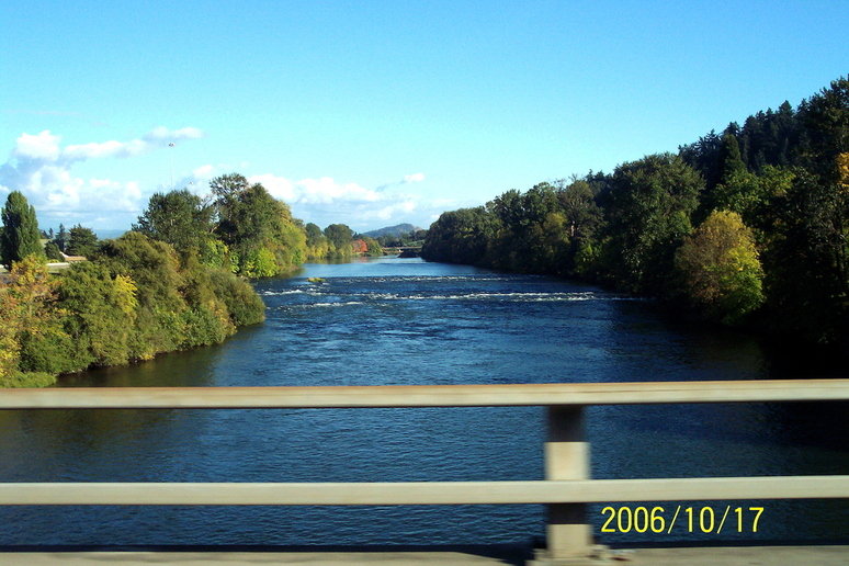 Eugene, OR Willamette river flows through Eugene photo, picture