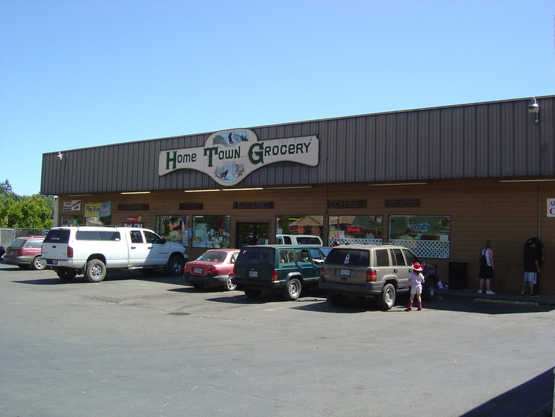 Falls City, OR The A and N Hometown Grocery store. Get your groceries
