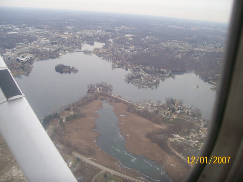 Brighton, MI Woodland Lake photo, picture, image (Michigan) at city