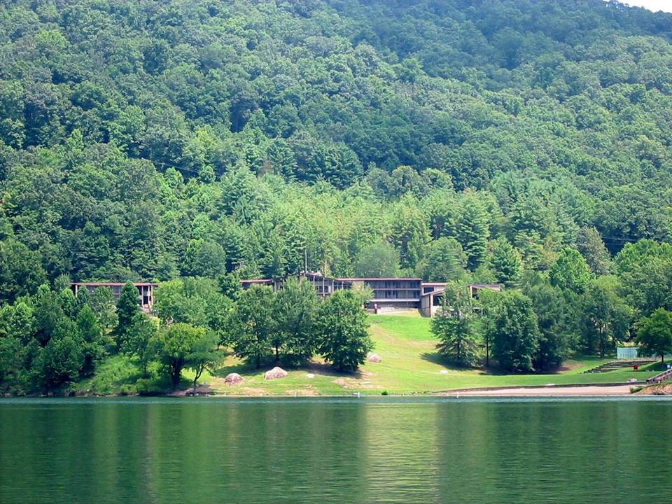 Buckhorn, KY Buckhorn Lake State Resort Park Lodege photo, picture