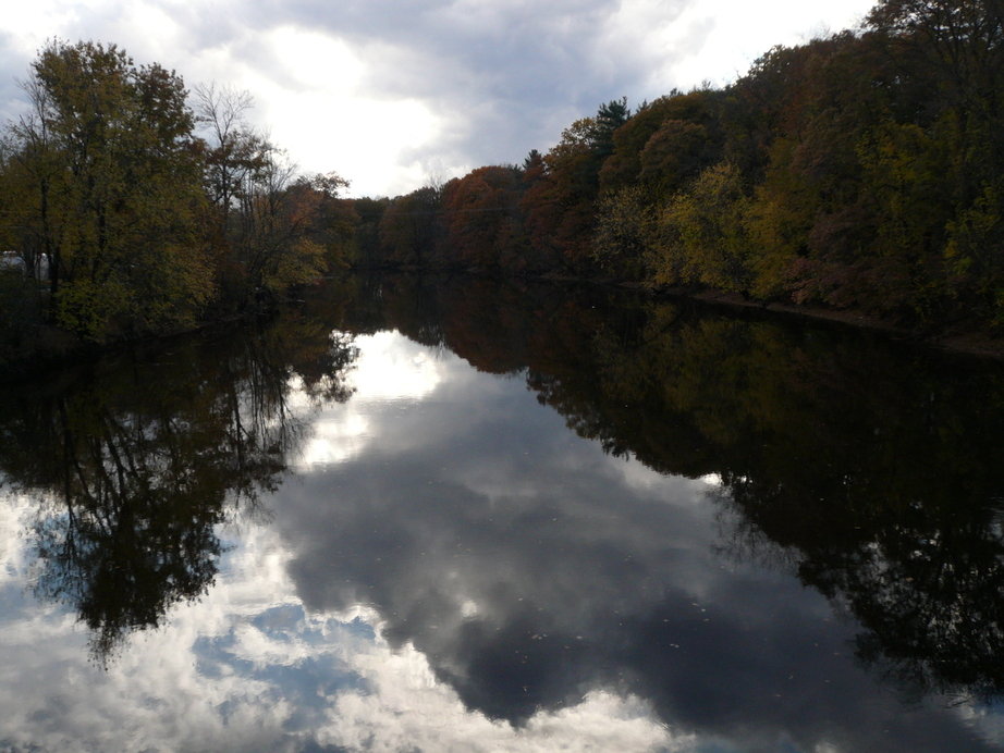 Simsbury, CT Farmington River from the Drake Hill Bridge photo
