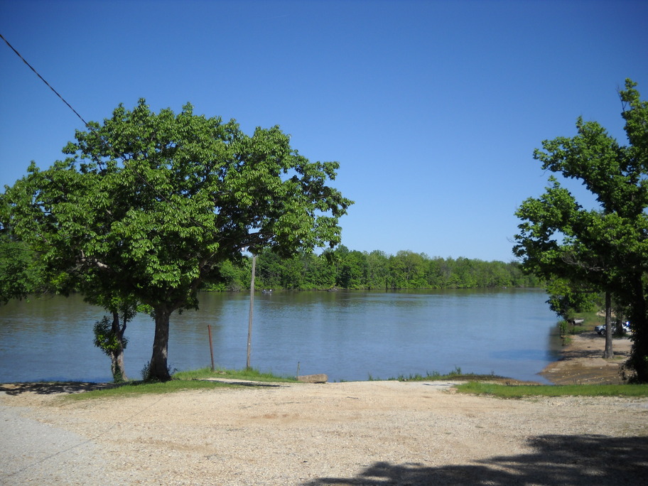 Warsaw, MO Truman Lake At Warsaw photo, picture, image (Missouri) at