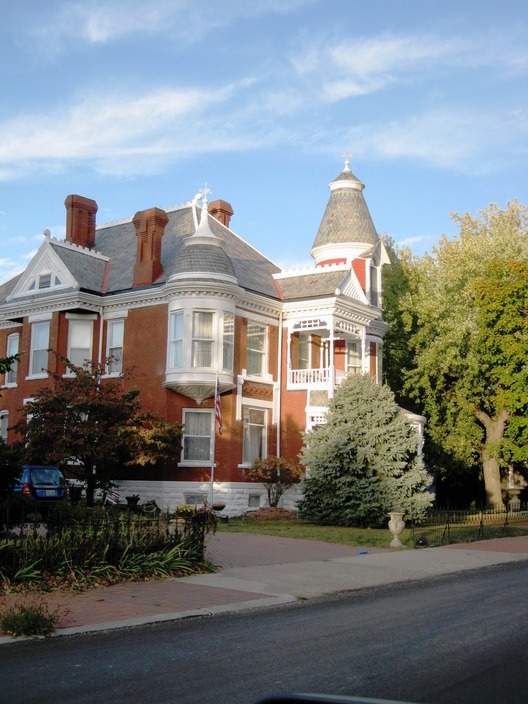 Lexington, MO HOME IN HISTORICAL RESIDENTIAL DISTRICT photo, picture