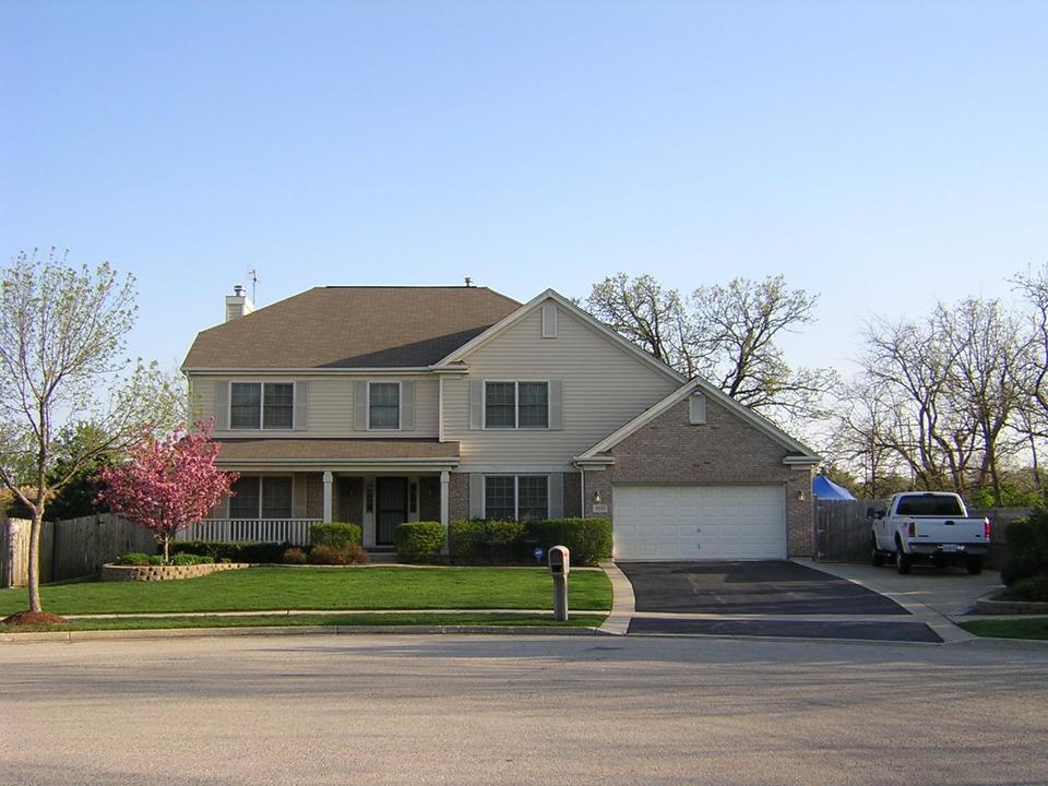 Mundelein, IL Mundelein Home photo, picture, image (Illinois) at city