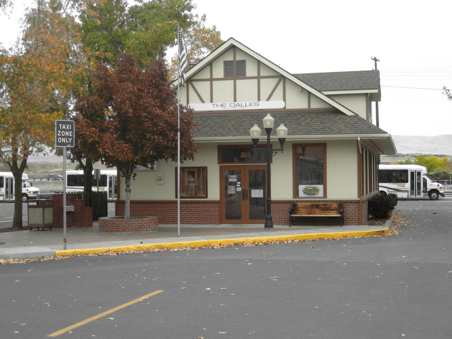 The Dalles, OR Public Transportation Station in The Dalles, Oregon