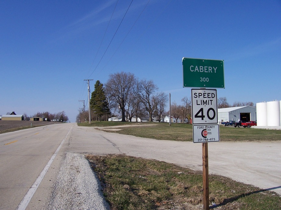 Cabery, IL Looking north on IL115 into Cabery from the Ford County