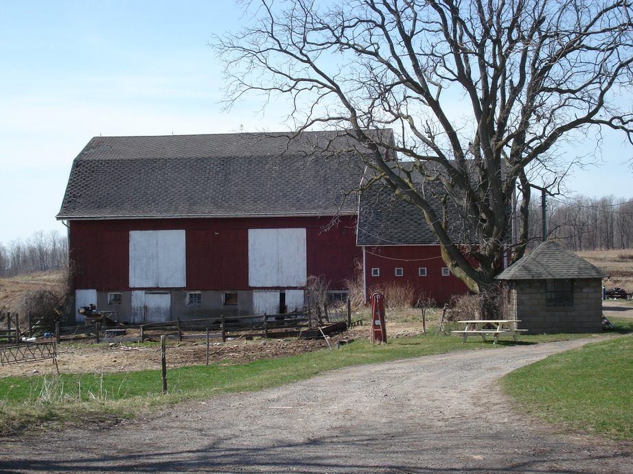 Mendon, NY Entering Mendon as East st. turns into Mile square rd