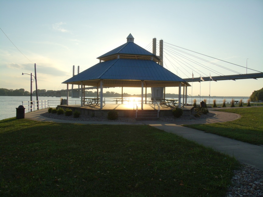 Quincy, IL Gazebo at Clat Adams Bicentennial Park photo, picture