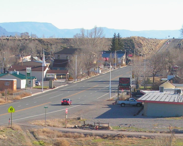 Marysvale, UT from the north looking south at the town of marysvale