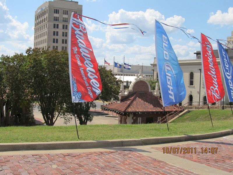Alexandria, LA Downtown Alexandria, La Red River Levee Capital One