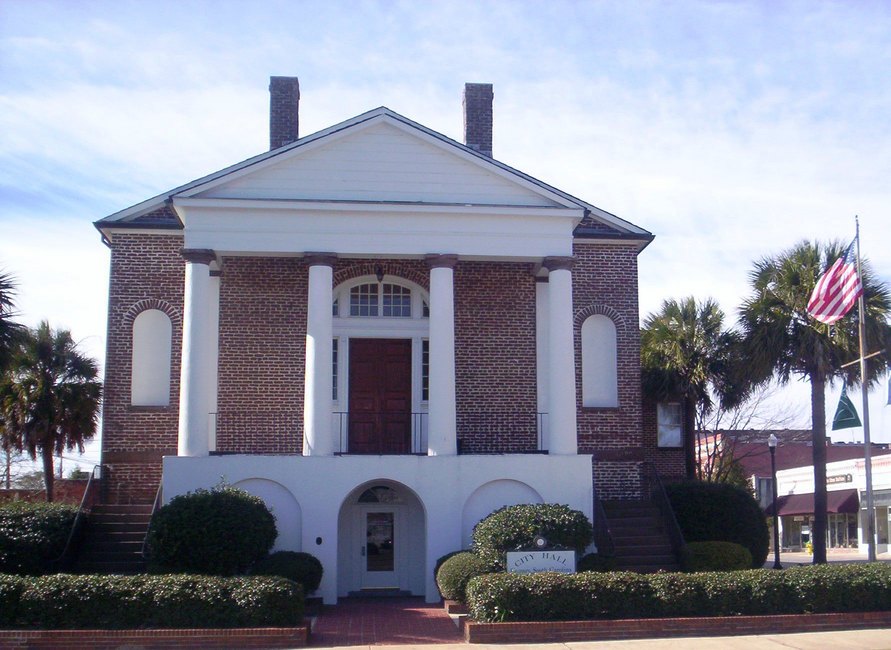 Conway, SC Conway City Hall photo, picture, image (South Carolina) at