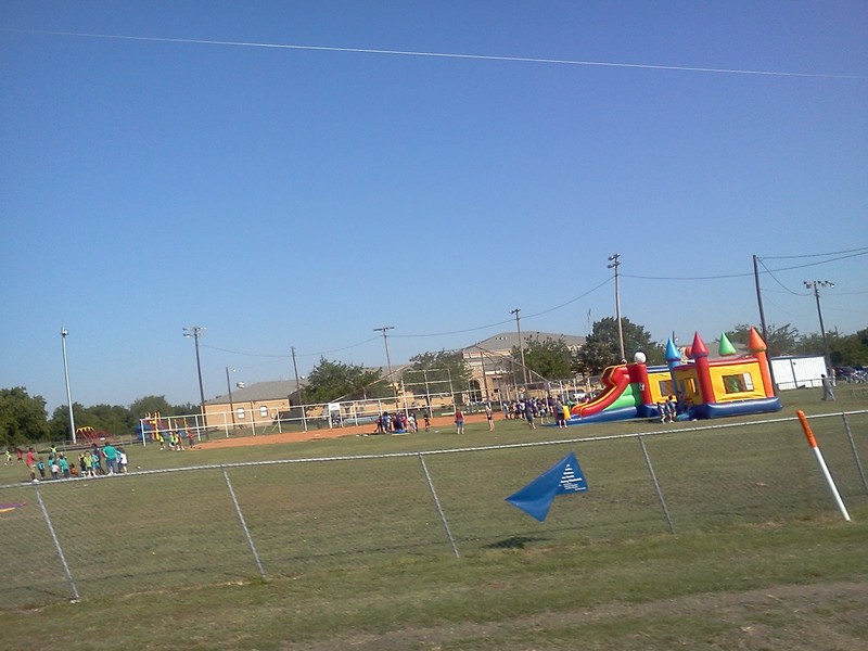 Milford, TX Milford isd field day photo, picture, image (Texas) at