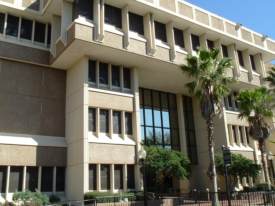Gainesville, FL Alachua County Courthouse photo, picture, image