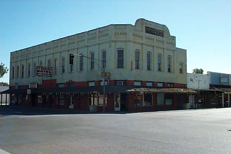 Williams, CA Odd Fellows Building 7th and E street photo, picture